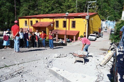 Impulsan obras en Pinal de Amoles