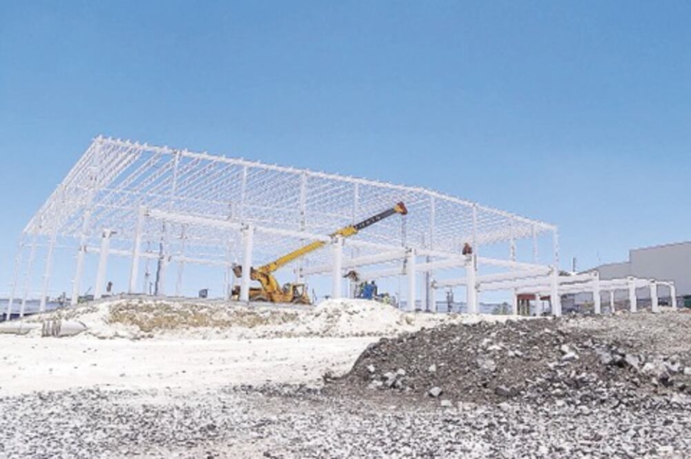 Grúas operan sin certificación