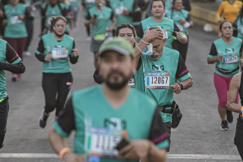 “Nunca había corrido... ha sido un gran reto”, dice participante del Querétaro Maratón
