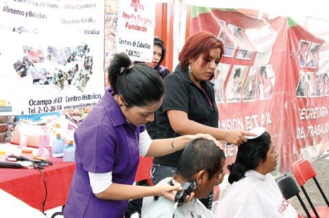 Reporta el gobierno ahorros por 596 mdp