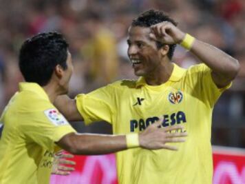 Gio y Aquino, convocados para duelo