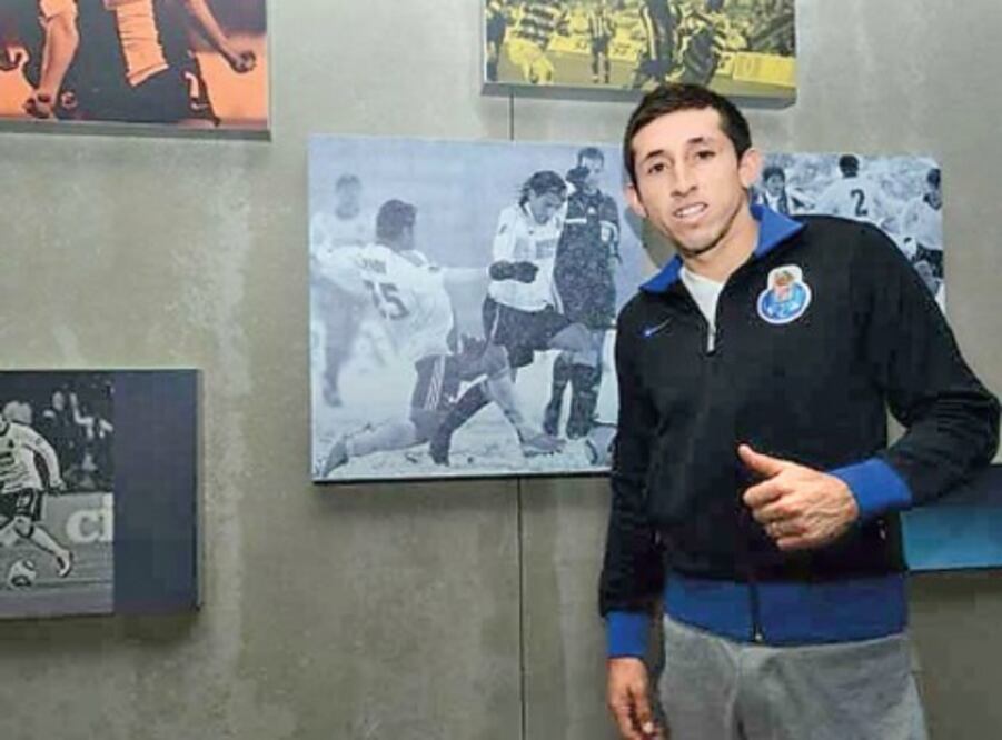 Herrera tendrá cláusula de 52 mdd