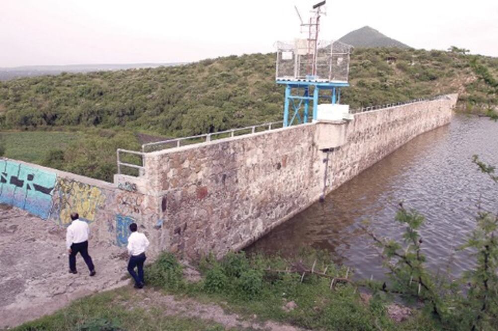 Presa beneficiará a ciudadanía: Loyola  