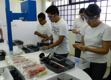 Impulsan apoyos para emprender