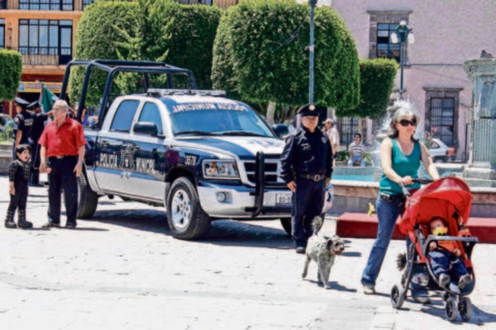 Abren licitación para renta de patrullas