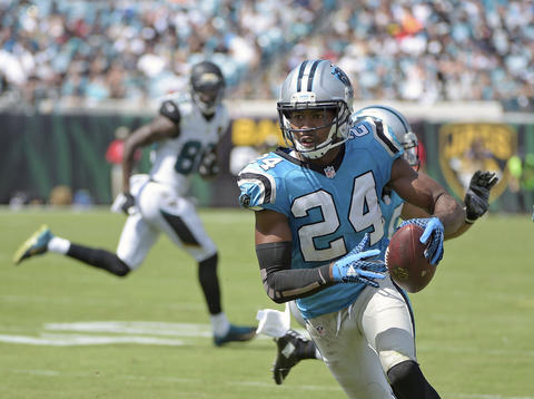 Panthers deja ir a Josh Norman