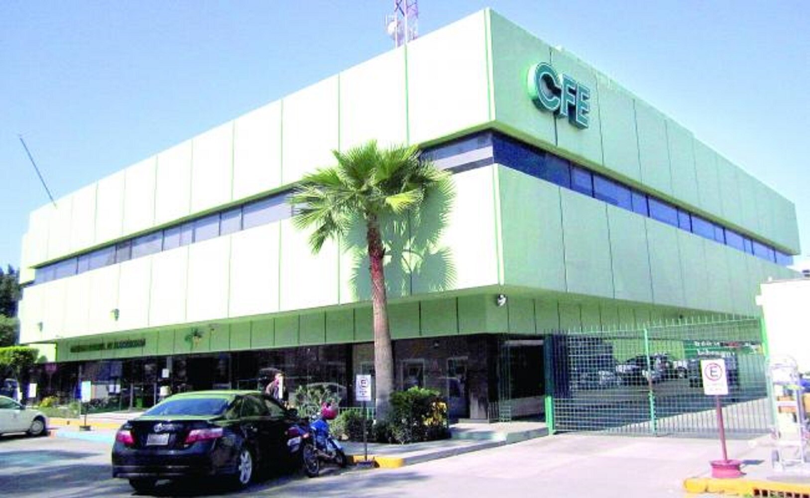 Denuncias en CFE se centran en licitaciones