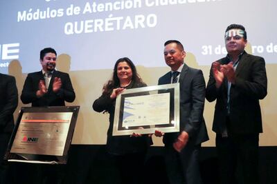 Reconocen a Junta Local de INE por su servicio