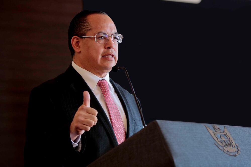 Calixto de Santiago Silva, presidente del Colegio de Abogados, advirtió que en estas pirámides los beneficios sólo son percibidos por los iniciadores. (ARCHIVO EL UNIVERSAL)