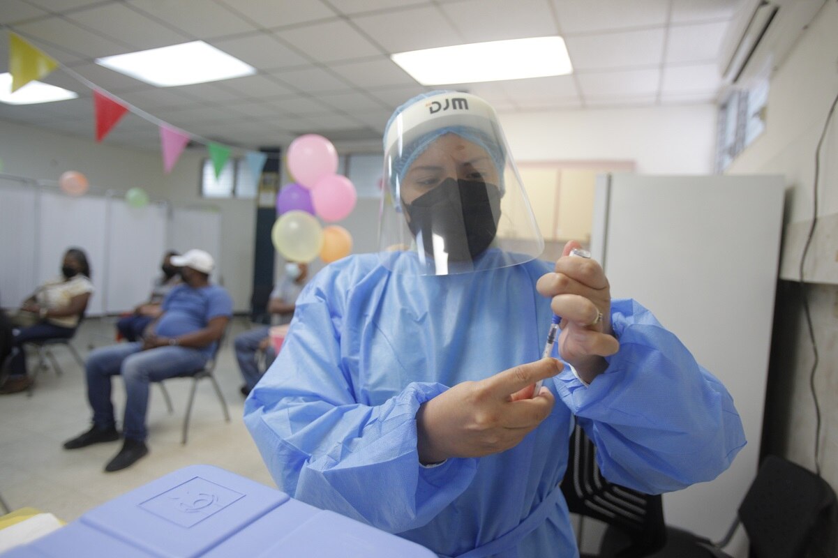 Suman más de 300 nuevos contagios de Covid-19, durante el fin de semana