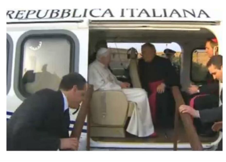 Benedicto XVI deja Palacio Apostólico