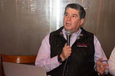 "Aún soy el dirigente de Morena": Carlos Peñafiel 