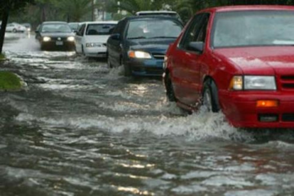 Anuncia Aguilar Vega  plan contra inundaciones  