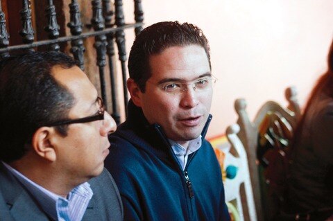 Expulsan a panistas por traición al partido