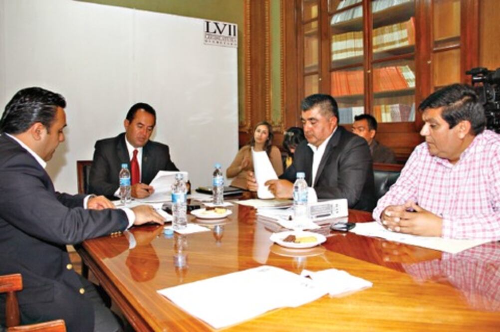 Exhortan a ESFE a presentar resultados