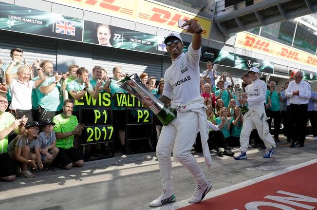 Hamilton rebasa a Vettel