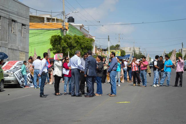 Los comerciantes sí aceptamos el predio alterno: Pablo González