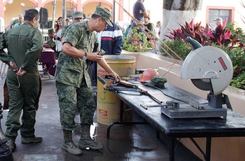 Inicia nueva edición de canje de armas