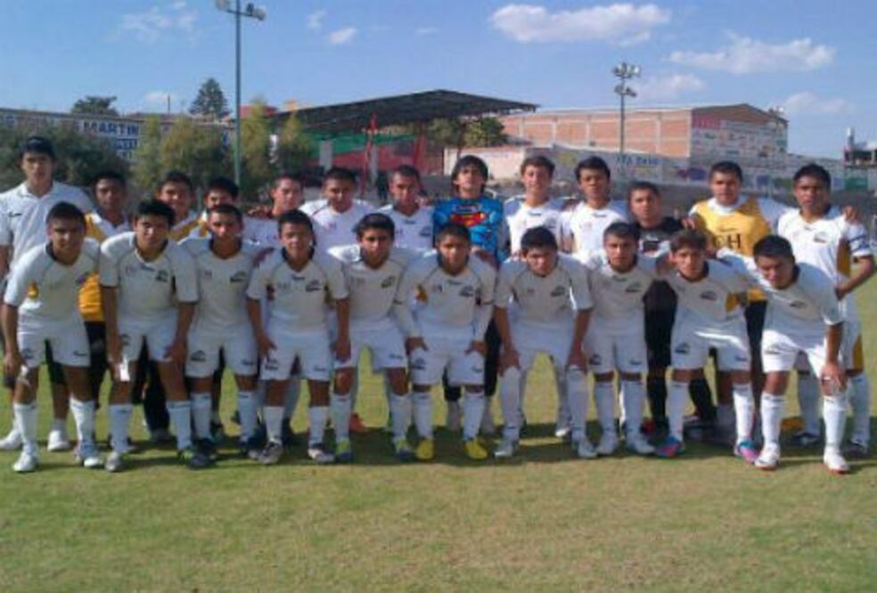 Corregidores golea en casa