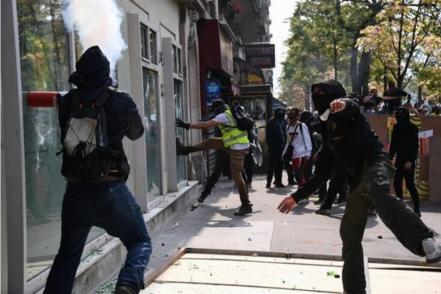 Disturbios en Francia durante marcha del 1 de Mayo