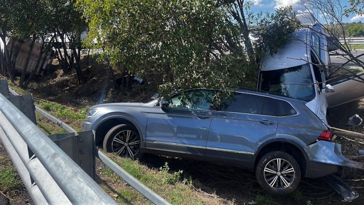 Debido a carambola, reportan tráfico detenido en la autopista México-Querétaro