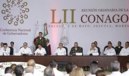 Mancera asume presidencia de la Conago