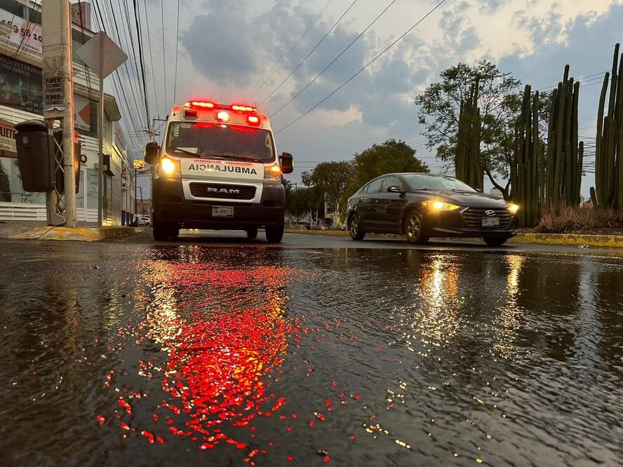Cae lluvia con granizo en la Zona Metropolitana de Querétaro