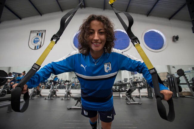 #Historia Tamara, de policía federal a futbolista de los Gallos