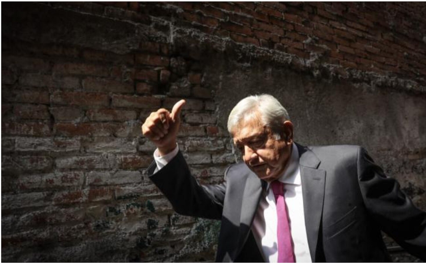 El virtual presidente electo, Andrés Manuel López Obrador acude a reunión con legisladores electos de la coalición Juntos Haremos Historia / Foto: Juan Carlos Reyes García / EL UNIVERSAL