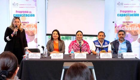 Personal del IEEQ realiza taller “El ABC del LGBT+”
