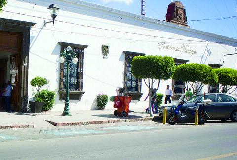 Busca PRI fortalecerse con oposición