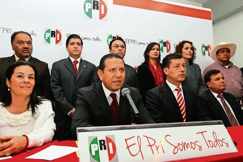 Privilegiar estructura, piden a priístas