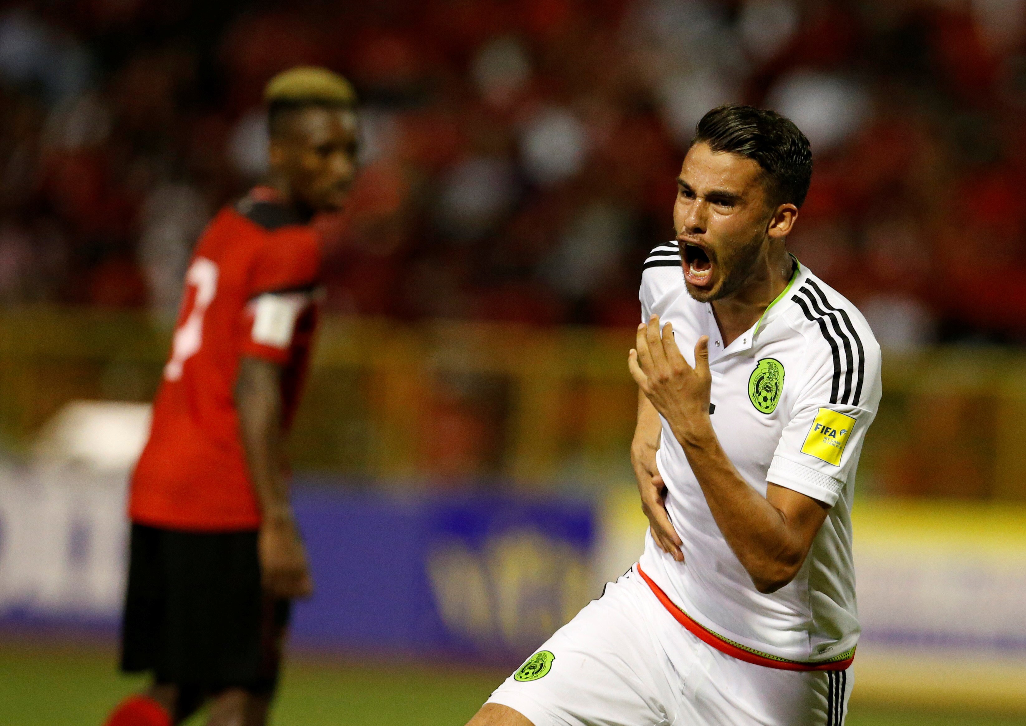 México vence a Trinidad y Tobago y se afianza como líder del hexagonal de Concacaf