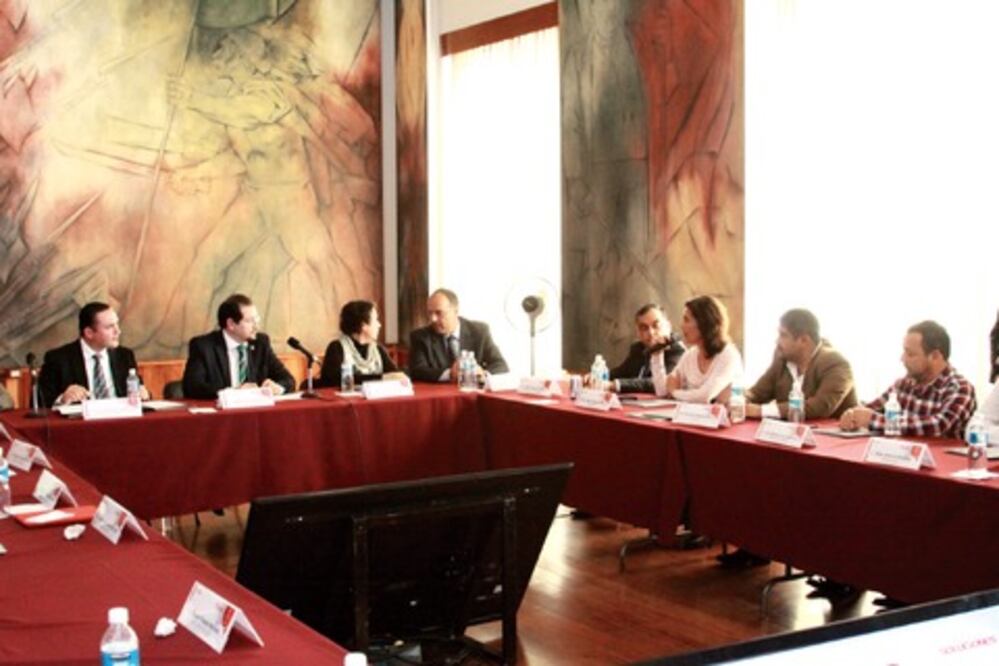 Pactan ediles con gobierno