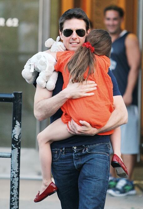 Acusan a Tom Cruise de ser padre ausente 