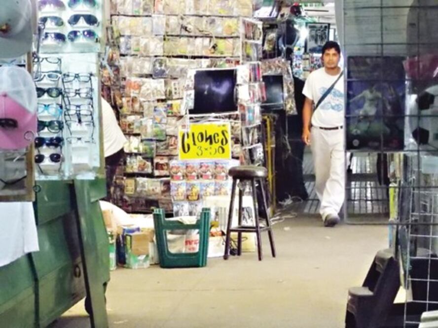 Aumenta ‘piratería’, a pesar de licencias