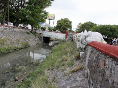 Reparan dren "El Arenal"