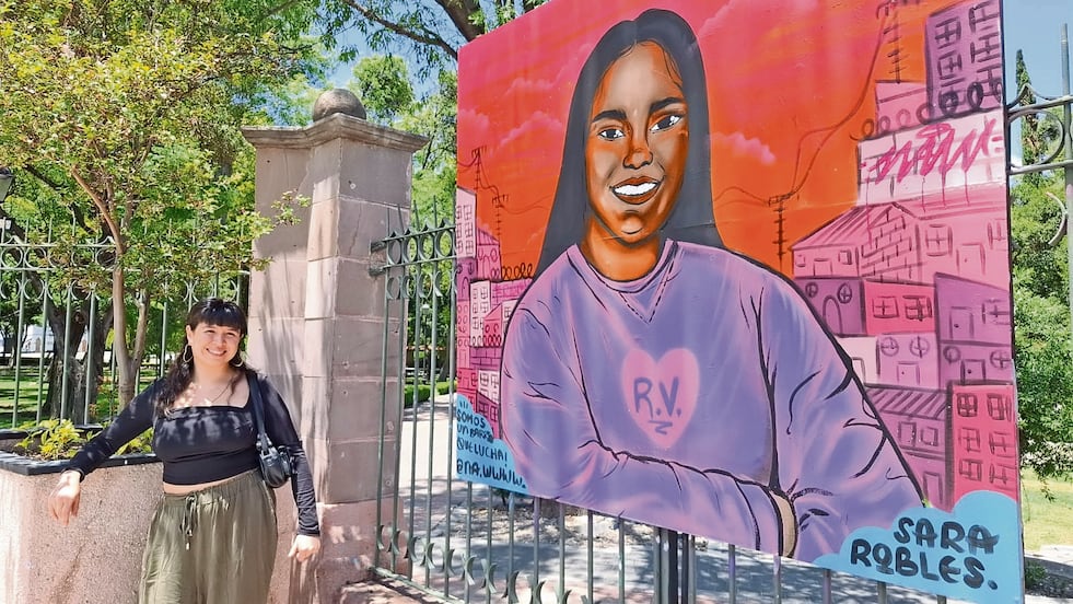 Dedican pintura a Sara Robles