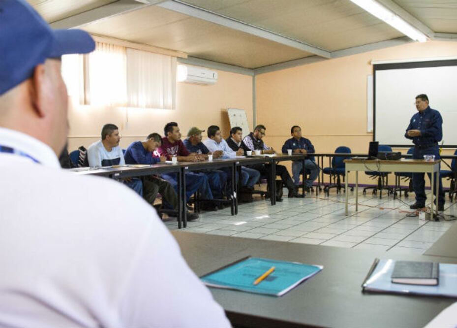 CEA Querétaro impartió curso 