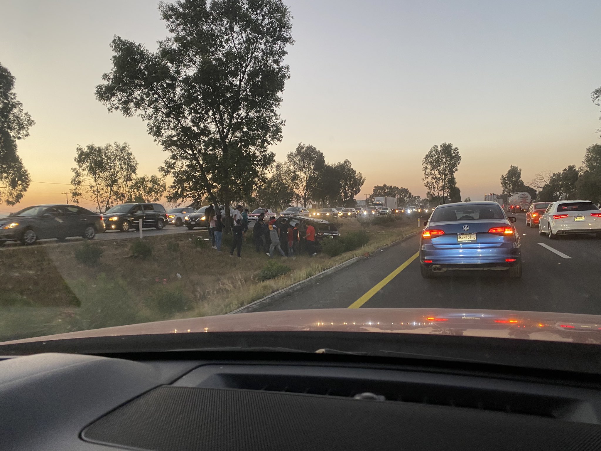 Reportan accidente en la autopista México-Querétaro, cerca de Palmillas 
