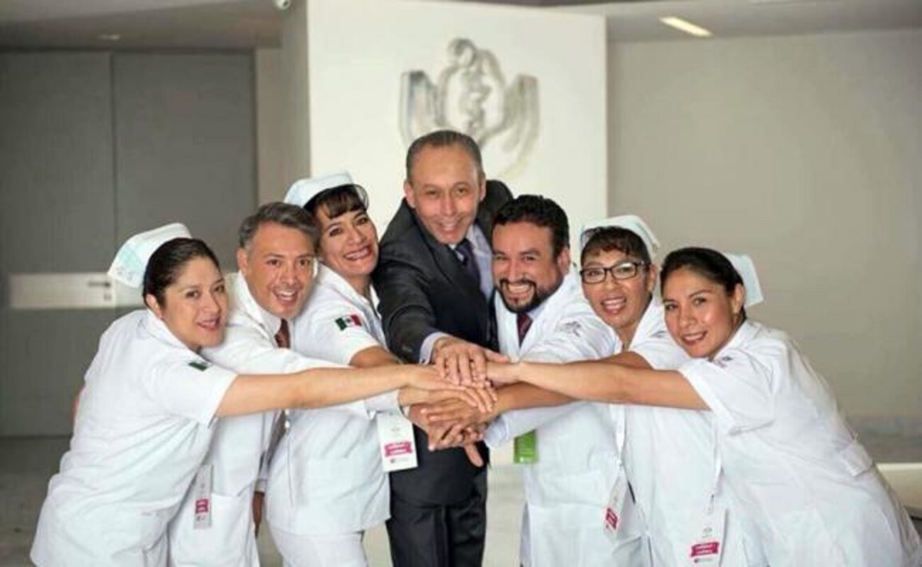 Renuncia José Reyes Baeza al ISSSTE