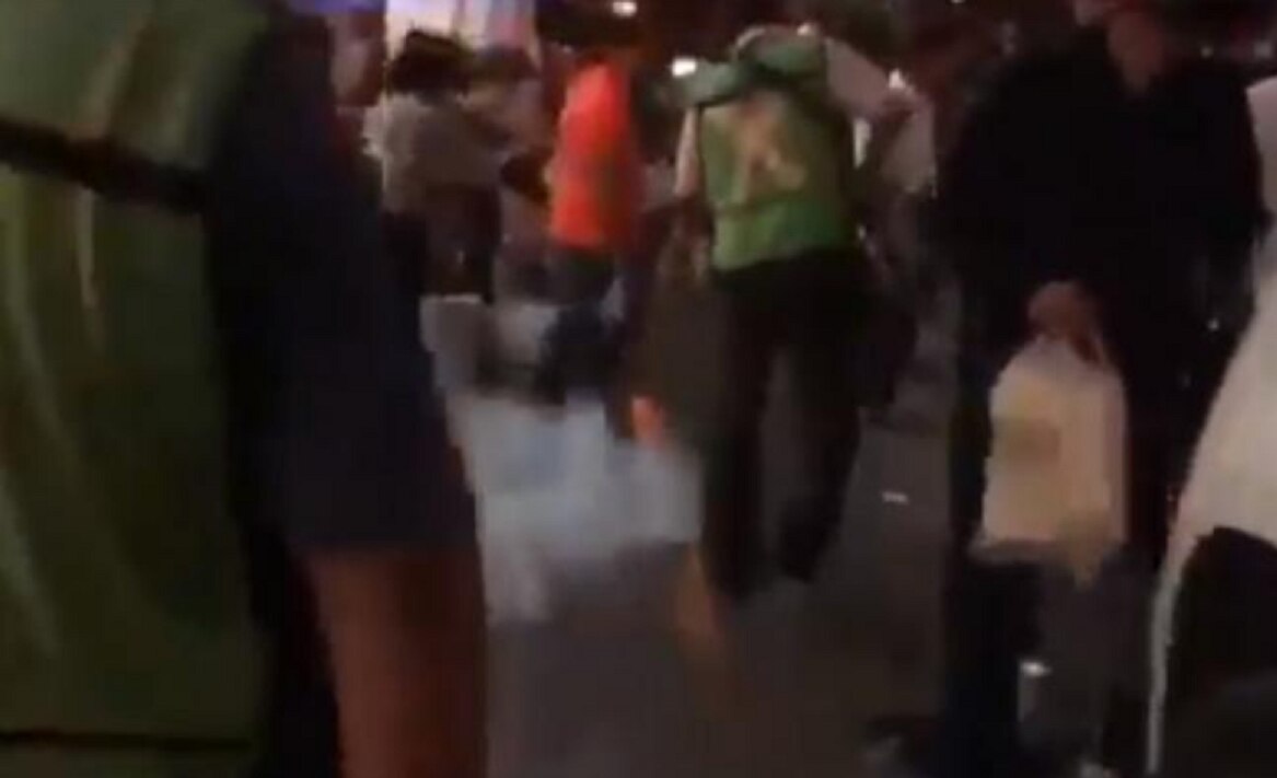 Fumigan a caravana de migrantes hondureños en Chiapas