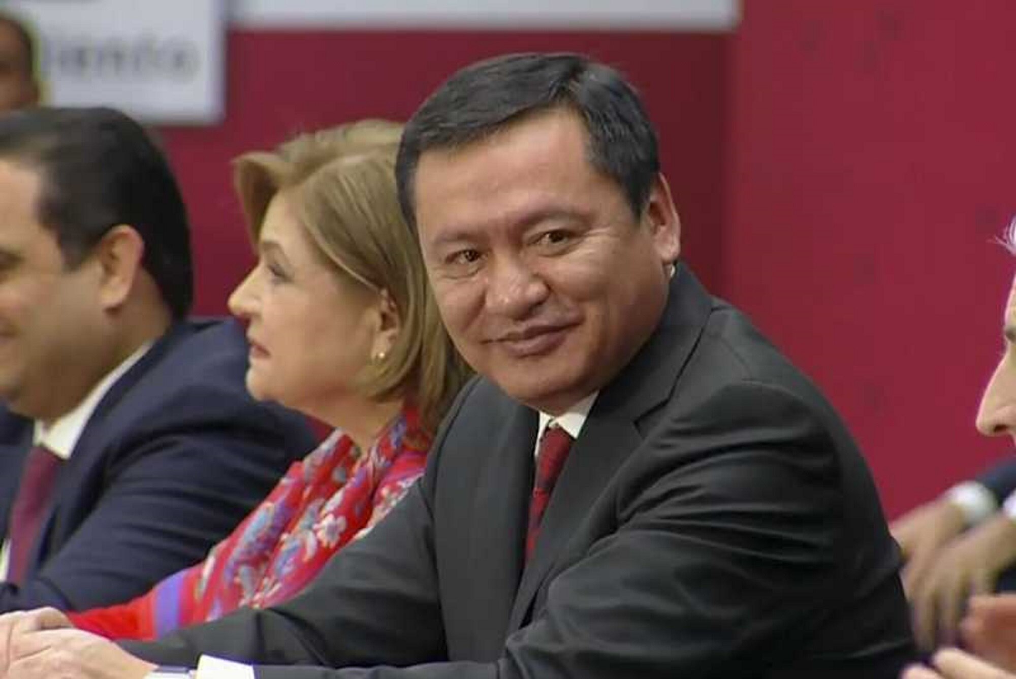 Osorio Chong se va de Segob