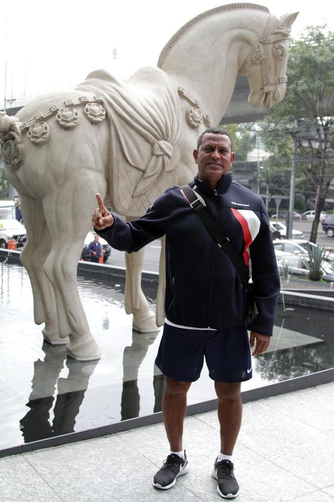 A Santos le gustaría crear un consejo con ex leyendas del América que pueda tomar decisiones (CARLOS MEJÍA. EL UNIVERSAL)