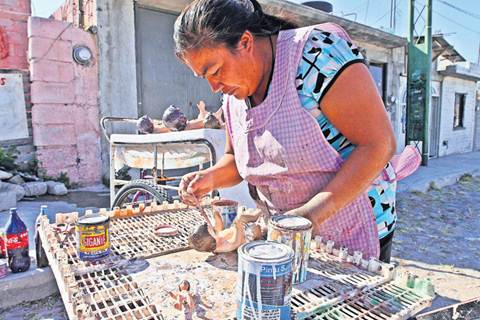 Reparan  recuerdos  y herencias navideñas