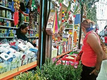 Crece demanda de artículos esotéricos