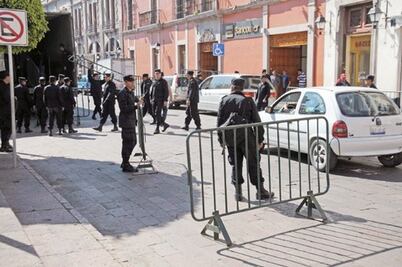 Cierran centro por visita de EPN