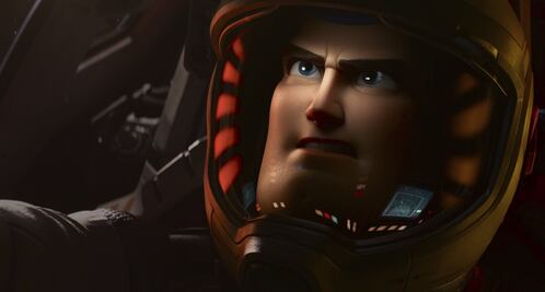 "Retrógradas": esto opina Galyn Susman, productora de "Lightyear", de las críticas por beso lésbico