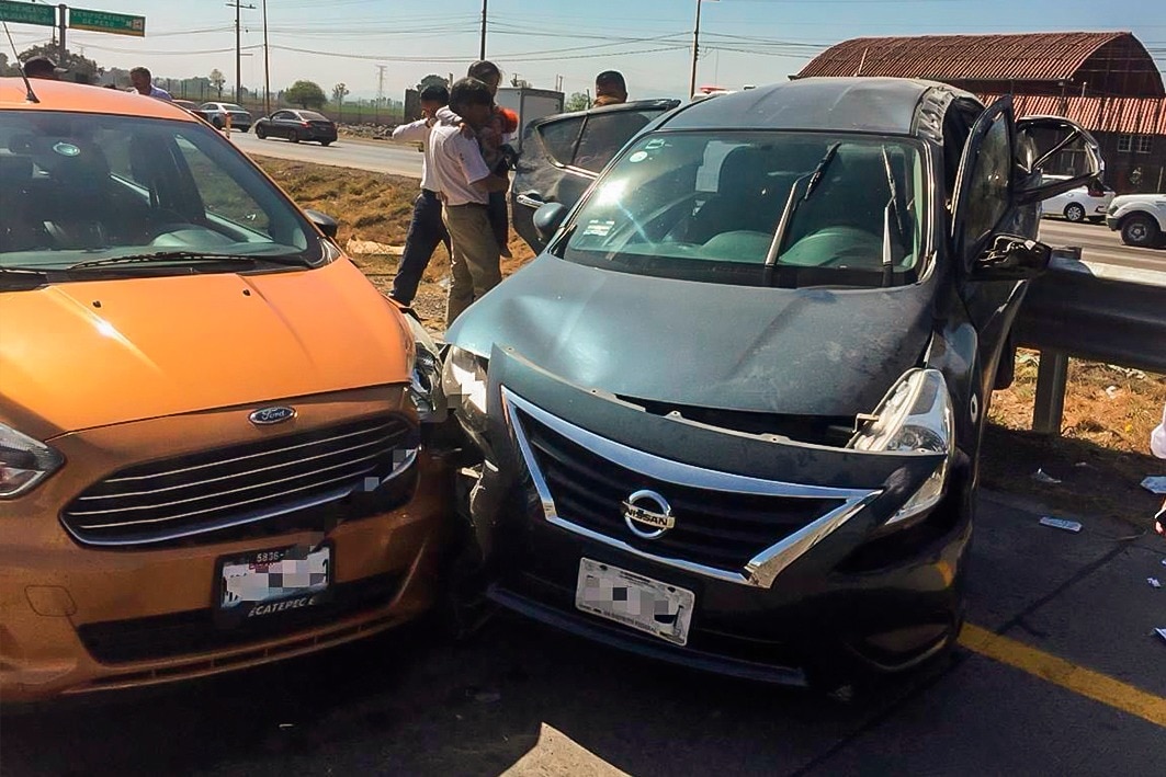 Reportan carambola en la carretera 57