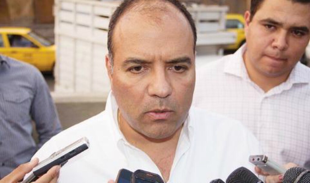 Visita Roberto Loyola Centro Cívico